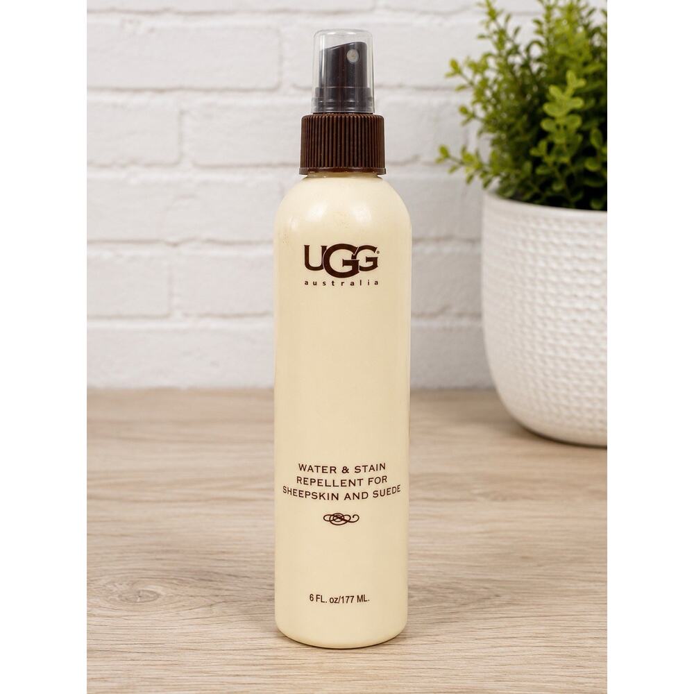 UGG Australia Water & Stain Repellent Spray 6oz Sheepskin Suede Care Cleaner